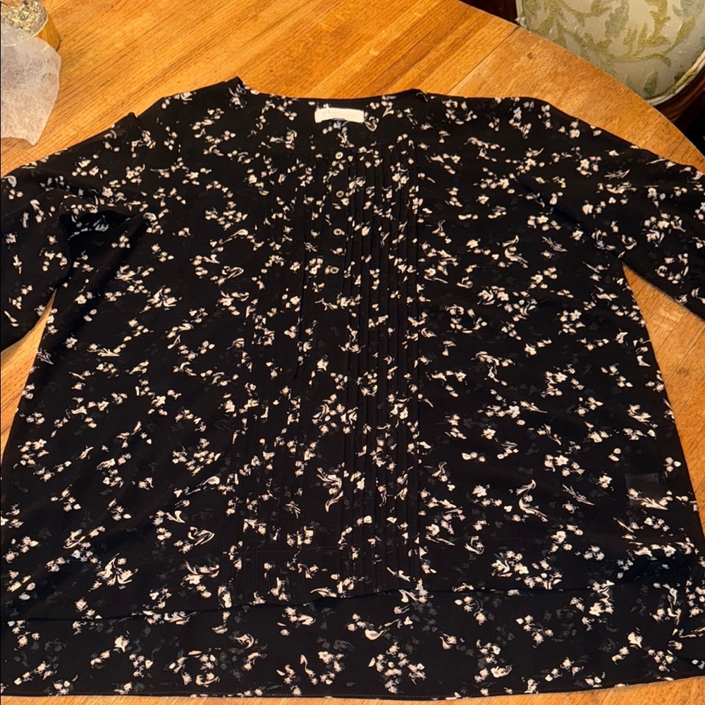 Philosophy, Floral Black Women's Top